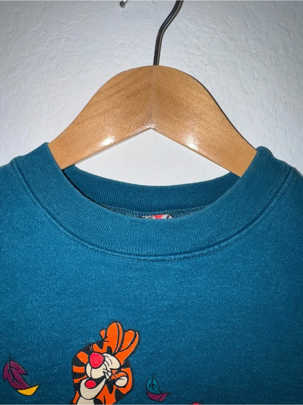 Vintage Disney Winnie the Pooh Teal Crewneck Sweatshirt Kids Large